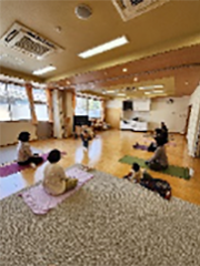 ヨガにチャレンジ1